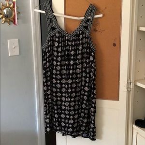 very short dress or tank top